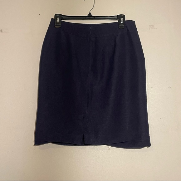 Loft Ann Taylor  Navy Blue Button-Accent Skirt size 4 linen/rayon - Picture 6 of 7